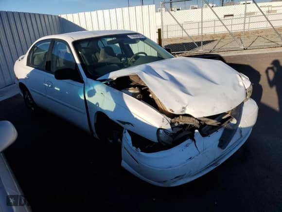 2002 Chevrolet Malibu с VIN 1G1ND52J12M513596, выставлен на аукционе Copart как лот 79084393 с пробегом 175 976 миль миль и Списание • Salvage title. История ставок и продаж доступна на DreamBid. Изображение 4.