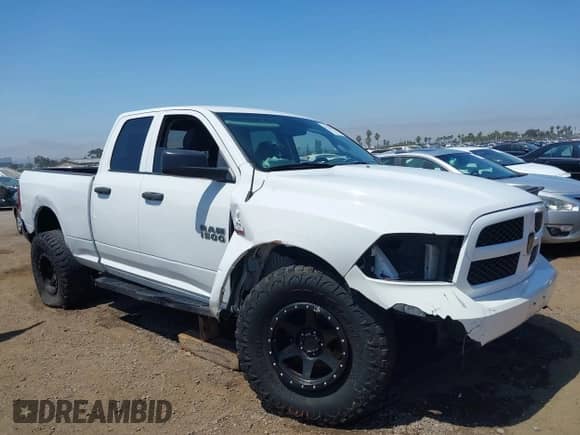 2014 Ram 1500 Express z VIN 1C6RR6FT3ES391164, wystawiony jako IAAI lot #42724639 z przebiegiem 162 810 mil mil oraz . Historia ofert i sprzedaży dostępna na DreamBid. Obrazek 6.