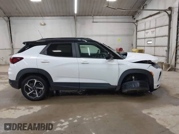 2023 Chevrolet TrailBlazer RS с VIN KL79MUSL2PB200867, выставлен на аукционе IAAI как лот 42482484 с пробегом 23 305 миль миль и . История ставок и продаж доступна на DreamBid. Изображение 13.