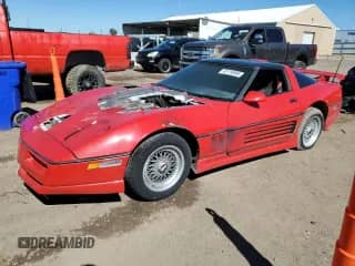1985 Chevrolet Corvette с VIN 1G1YY0784F5102199, выставлен на аукционе Copart как лот 82118085 с пробегом Не указан миль и Чистый • Clean title. История ставок и продаж доступна на DreamBid. Изображение 1.
