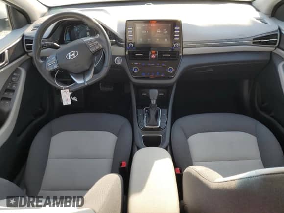 2020 Hyundai Ioniq SE с VIN KMHC75LC5LU203146, выставлен на аукционе Copart как лот 46568334 с пробегом 42 090 миль миль и . История ставок и продаж доступна на DreamBid. Изображение 8.