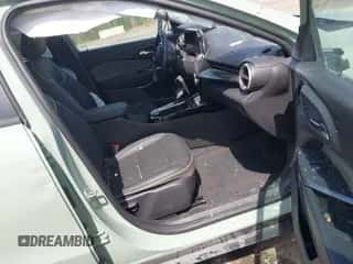 2024 Chevrolet Trax ACTIV z VIN KL77LKE2XRC157474, wystawiony jako IAAI lot #43056176 z przebiegiem 5 285 mil mil oraz . Historia ofert i sprzedaży dostępna na DreamBid. Obrazek 5.