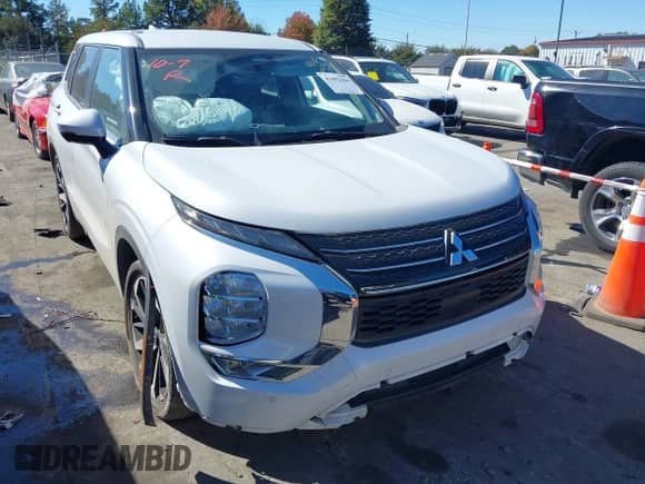 2024 Mitsubishi Outlander SE с VIN JA4J4VA82RZ026354, выставлен на аукционе IAAI как лот 43492304 с пробегом 54 791 миль миль и . История ставок и продаж доступна на DreamBid. Изображение 6.