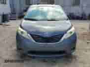 2011 Toyota Sienna LE AAS with VIN 5TDKK3DC5BS047548, listed as a Copart auction lot 84808655 with 264,730 mi miles and Salvage title. Bid and sale history available at DreamBid. Image 5.