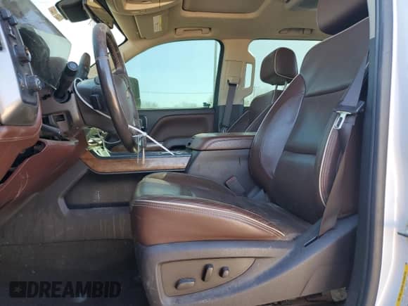2019 Chevrolet Silverado 2500HD High Country с VIN 1GC1KUEY6KF122155, выставлен на аукционе Copart как лот 47039615 с пробегом Не указан миль и Списание • Salvage title. История ставок и продаж доступна на DreamBid. Изображение 7.