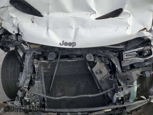 2019 Jeep Grand Cherokee Limited X z VIN 1C4RJEBG4KC816447, wystawiony jako Copart lot #81976185 z przebiegiem 52 906 mil mil oraz Szkoda całkowita • Salvage title. Historia ofert i sprzedaży dostępna na DreamBid. Obrazek 12.