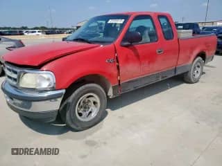 1998 Ford F-150 with VIN 1FTZX1728WNA78425, listed as a Copart auction lot 81685015 with 360,428 mi miles and Non repairable. Bid and sale history available at DreamBid. Image 1.