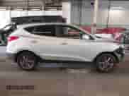 2014 Hyundai Tucson GLS z VIN KM8JT3AF7EU944891, wystawiony jako IAAI lot #42893003 z przebiegiem 121 897 mil mil oraz . Historia ofert i sprzedaży dostępna na DreamBid. Obrazek 13.