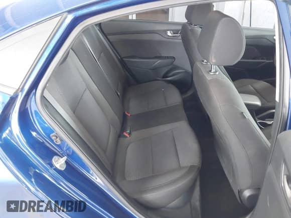 2019 Hyundai Accent SE z VIN 3KPC24A3XKE088492, wystawiony jako IAAI lot #43103959 z przebiegiem 87 145 mil mil oraz . Historia ofert i sprzedaży dostępna na DreamBid. Obrazek 8.