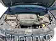 2018 Jeep Grand Cherokee Laredo z VIN 1C4RJEAG2JC480930, wystawiony jako Copart lot #65184965 z przebiegiem 70 700 mil mil oraz Szkoda całkowita • Salvage title. Historia ofert i sprzedaży dostępna na DreamBid. Obrazek 12.