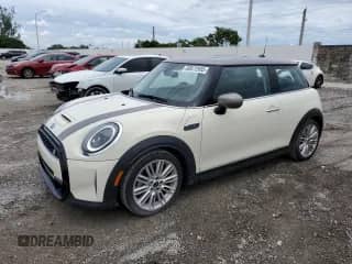 2023 MINI Hardtop Cooper S z VIN WMW53DH0XP2S67179, wystawiony jako Copart lot #80672905 z przebiegiem 20 619 mil mil oraz Szkoda całkowita • Salvage title. Historia ofert i sprzedaży dostępna na DreamBid. Obrazek 1.