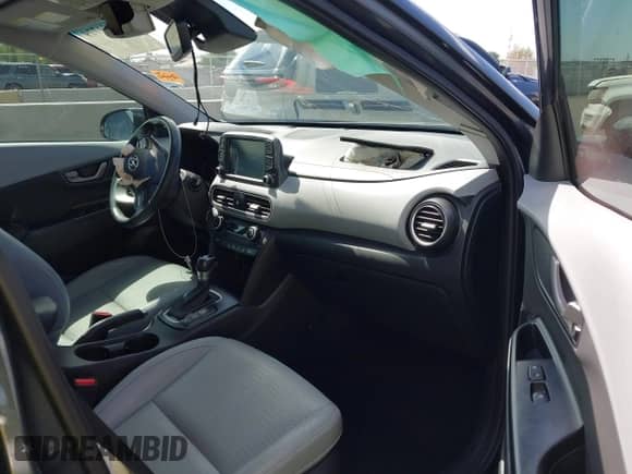2019 Hyundai Kona Ultimate с VIN KM8K53A57KU198489, выставлен на аукционе IAAI как лот 42801779 с пробегом 34 596 миль миль и . История ставок и продаж доступна на DreamBid. Изображение 5.