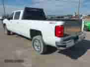 2015 Chevrolet Silverado 2500HD LT с VIN 1GC1KVE83FF551474, выставлен на аукционе IAAI как лот 42671442 с пробегом 125 685 миль миль и . История ставок и продаж доступна на DreamBid. Изображение 3.