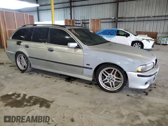 2001 BMW 5 Series 525i с VIN WBADS43461GD84053, выставлен на аукционе Copart как лот 45722195 с пробегом Не указан миль и Списание • Salvage title. История ставок и продаж доступна на DreamBid. Изображение 4.