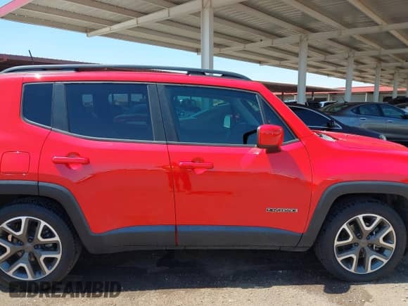 2018 Jeep Renegade Latitude with VIN ZACCJABB3JPG86190, listed as a IAAI auction lot 43011217 with 58,354 mi miles and . Bid and sale history available at DreamBid. Image 13.