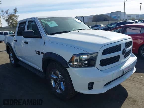 2017 Ram 1500 Express z VIN 1C6RR6KT2HS836083, wystawiony jako IAAI lot #41196687 z przebiegiem 94 127 mil mil oraz . Historia ofert i sprzedaży dostępna na DreamBid. Obrazek 1.