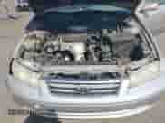 2001 Toyota Camry LE z VIN 4T1BG22K21U821363, wystawiony jako IAAI lot #43204160 z przebiegiem 424 220 mil mil oraz . Historia ofert i sprzedaży dostępna na DreamBid. Obrazek 10.