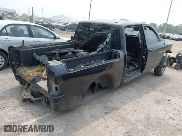 2010 Dodge 1500 SLT с VIN 1D7RV1CT3AS252597, выставлен на аукционе IAAI как лот 42432859 с пробегом 215 000 миль миль и . История ставок и продаж доступна на DreamBid. Изображение 4.