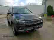 2022 Jeep Compass Trailhawk z VIN 3C4NJDDB3NT162401, wystawiony jako Copart lot #55527765 z przebiegiem 65 579 mil mil oraz Szkoda całkowita • Salvage title. Historia ofert i sprzedaży dostępna na DreamBid. Obrazek 14.