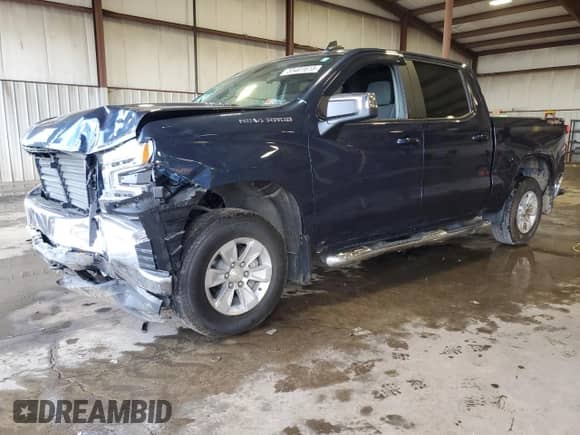 2020 Chevrolet Silverado 1500 LT с VIN 3GCUYDET0LG389890, выставлен на аукционе Copart как лот 55401615 с пробегом 21 673 миль миль и Списание • Salvage title. История ставок и продаж доступна на DreamBid. Изображение 1.
