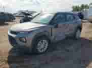 2023 Chevrolet TrailBlazer LS z VIN KL79MMS23PB142971, wystawiony jako Copart lot #68965715 z przebiegiem 37 351 mil mil oraz Szkoda całkowita • Salvage title. Historia ofert i sprzedaży dostępna na DreamBid. Obrazek 1.