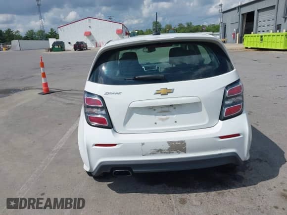 2017 Chevrolet Sonic LT с VIN 1G1JG6SH1H4167552, выставлен на аукционе IAAI как лот 42811894 с пробегом 84 771 миль миль и . История ставок и продаж доступна на DreamBid. Изображение 16.