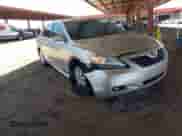 2007 Toyota Camry CE with VIN 4T1BE46KX7U002752, listed as a IAAI auction lot 42564859 with 124,580 mi miles and . Bid and sale history available at DreamBid. Image 1.