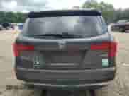 2018 Honda Pilot Touring z VIN 5FNYF5H99JB025824, wystawiony jako Copart lot #67891215 z przebiegiem 64 982 mil mil oraz Szkoda całkowita • Salvage title. Historia ofert i sprzedaży dostępna na DreamBid. Obrazek 6.