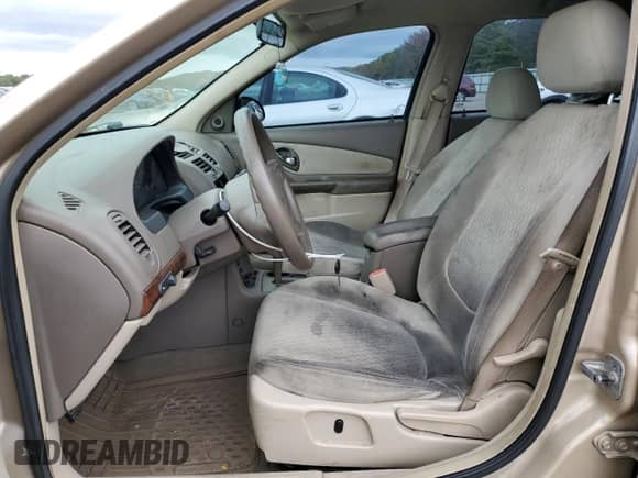 2004 Chevrolet Malibu z VIN 1G1ZS52F14F227323, wystawiony jako Copart lot #71439304 z przebiegiem 112 539 mil mil oraz Szkoda całkowita • Salvage title. Historia ofert i sprzedaży dostępna na DreamBid. Obrazek 7.