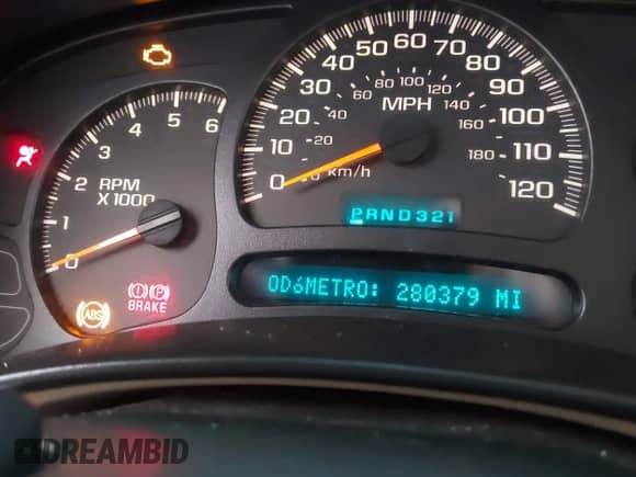 2003 Chevrolet Suburban LT с VIN 3GNEC16Z13G134449, выставлен на аукционе IAAI как лот 43282699 с пробегом 280 379 миль миль и . История ставок и продаж доступна на DreamBid. Изображение 6.