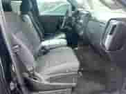2017 Chevrolet Silverado 1500 LT z VIN 1GCVKREC9HZ119339, wystawiony jako Copart lot #66047425 z przebiegiem 70 324 mil mil oraz Szkoda całkowita • Salvage title. Historia ofert i sprzedaży dostępna na DreamBid. Obrazek 5.