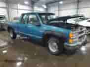 1997 Chevrolet Silverado 1500 with VIN 1GCEC19WXVE216345, listed as a Copart auction lot 82008794 with 167,116 mi miles and Salvage title. Bid and sale history available at DreamBid. Image 4.