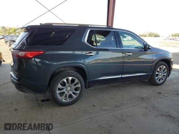 2019 Chevrolet Traverse Premier with VIN 1GNERKKWXKJ172792, listed as a Copart auction lot 62293535 with 58,499 mi miles and Salvage title. Bid and sale history available at DreamBid. Image 3.