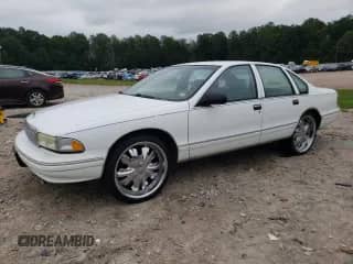 1995 Chevrolet Caprice с VIN 1G1BL52W4SR114380, выставлен на аукционе Copart как лот 69773865 с пробегом 200 606 миль миль и Списание • Salvage title. История ставок и продаж доступна на DreamBid. Изображение 1.
