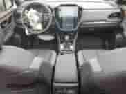 2025 Subaru Forester z VIN JF2SLDFC9SH420113, wystawiony jako Copart lot #80145974 z przebiegiem 1 270 mil mil oraz Szkoda całkowita • Salvage title. Historia ofert i sprzedaży dostępna na DreamBid. Obrazek 8.