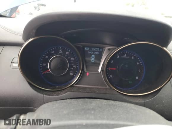 2013 Hyundai Genesis Coupe Premium с VIN KMHHT6KD5DU082265, выставлен на аукционе Copart как лот 82234905 с пробегом 135 022 миль миль и Списание • Salvage title. История ставок и продаж доступна на DreamBid. Изображение 9.
