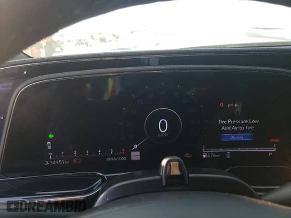 2024 Cadillac Escalade with VIN 1GYS4PKT3RR207675, listed as a Copart auction lot 77889674 with 34,951 mi miles and Salvage title. Bid and sale history available at DreamBid. Image 9.