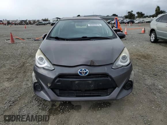 2015 Toyota Prius Two z VIN JTDKDTB35F1584811, wystawiony jako Copart lot #86602915 z przebiegiem 146 107 mil mil oraz Szkoda całkowita • Salvage title. Historia ofert i sprzedaży dostępna na DreamBid. Obrazek 5.