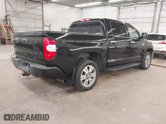 2017 Toyota Tundra Platinum с VIN 5TFAY5F12HX655824, выставлен на аукционе IAAI как лот 42902032 с пробегом 116 161 миль миль и . История ставок и продаж доступна на DreamBid. Изображение 4.