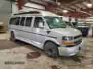2023 Chevrolet Express Cargo z VIN 1GCWGBFP5P1136120, wystawiony jako Copart lot #69417194 z przebiegiem 10 295 mil mil oraz Nie do naprawy • Non repairable. Historia ofert i sprzedaży dostępna na DreamBid. Obrazek 4.