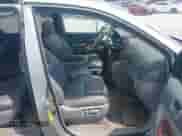 2005 Toyota Sienna XLE z VIN 5TDZA22C85S227111, wystawiony jako IAAI lot #43079491 z przebiegiem 240 695 mil mil oraz . Historia ofert i sprzedaży dostępna na DreamBid. Obrazek 5.