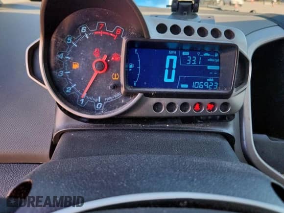 2015 Chevrolet Sonic LS с VIN 1G1JB6SH0F4161799, выставлен на аукционе Copart как лот 86103075 с пробегом 106 923 миль миль и Списание • Salvage title. История ставок и продаж доступна на DreamBid. Изображение 9.