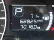 2015 Nissan Note SV z VIN 3N1CE2CPXFL399128, wystawiony jako IAAI lot #42532258 z przebiegiem 68 825 mil mil oraz . Historia ofert i sprzedaży dostępna na DreamBid. Obrazek 15.