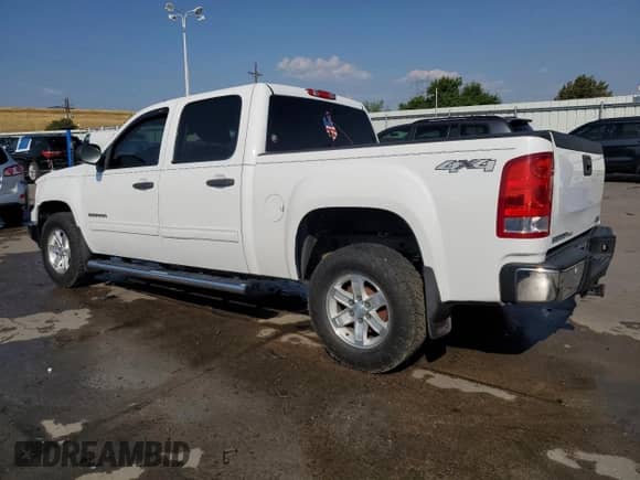 2013 GMC Sierra 1500 SLE z VIN 3GTP2VE78DG310913, wystawiony jako Copart lot #66370375 z przebiegiem 220 312 mil mil oraz Czysty tytuł • Clean title. Historia ofert i sprzedaży dostępna na DreamBid. Obrazek 2.