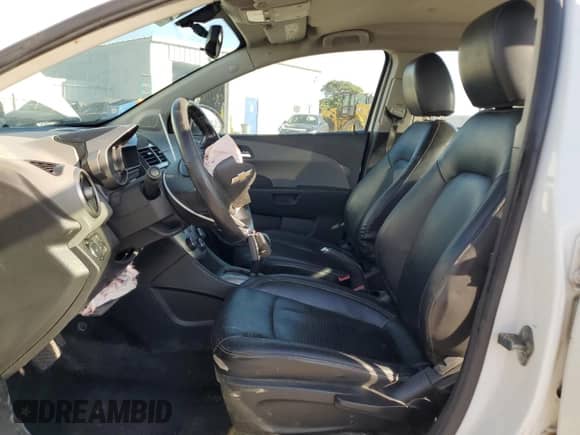 2015 Chevrolet Sonic LTZ with VIN 1G1JE5SB5F4212212, listed as a Copart auction lot 81905285 with 183,594 mi miles and Salvage title. Bid and sale history available at DreamBid. Image 7.