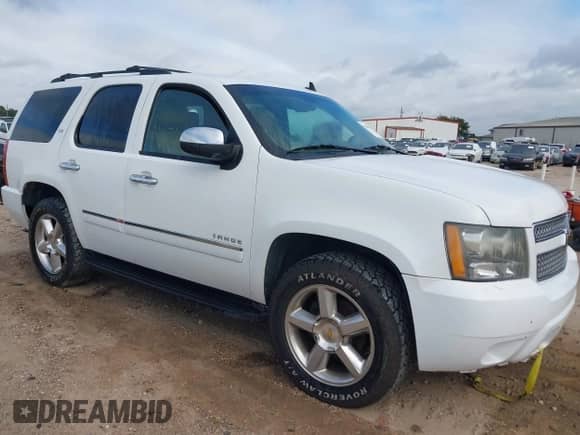 2011 Chevrolet Tahoe LTZ with VIN 1GNSCCE02BR385545, listed as a IAAI auction lot 43384333 with 255,376 mi miles and . Bid and sale history available at DreamBid. Image 1.