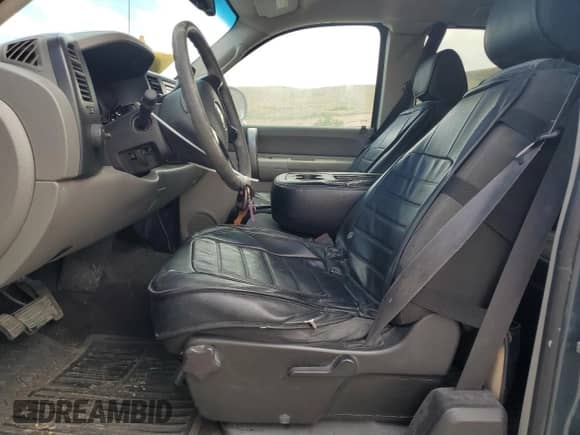2008 Chevrolet Silverado 1500 Work Truck with VIN 1GCEC19X28Z122336, listed as a Copart auction lot 63481325 with 237,090 mi miles and Salvage title. Bid and sale history available at DreamBid. Image 7.