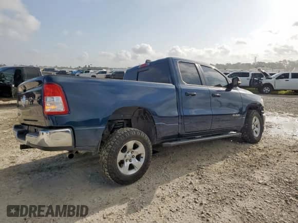 2022 Ram 1500 Big Horn z VIN 1C6RREBG9NN372877, wystawiony jako Copart lot #61296125 z przebiegiem 68 253 mil mil oraz Szkoda całkowita • Salvage title. Historia ofert i sprzedaży dostępna na DreamBid. Obrazek 3.