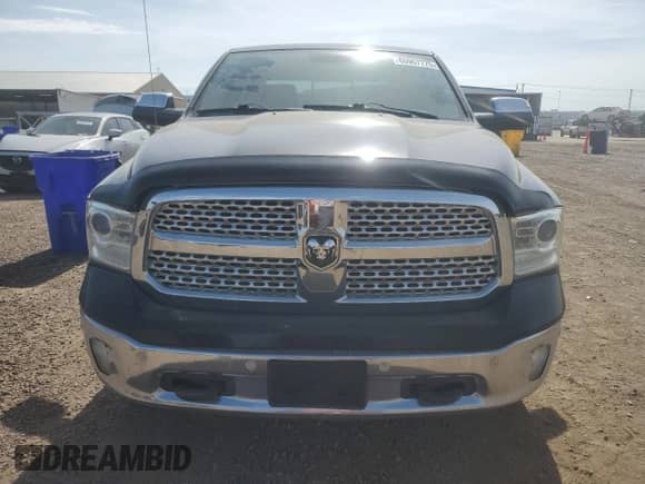 2014 Ram 1500 Laramie z VIN 1C6RR7VM8ES434901, wystawiony jako Copart lot #65967775 z przebiegiem 111 433 mil mil oraz Czysty tytuł • Clean title. Historia ofert i sprzedaży dostępna na DreamBid. Obrazek 5.