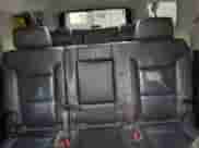 2017 Chevrolet Suburban LT z VIN 1GNSKHKC7HR235423, wystawiony jako Copart lot #84241825 z przebiegiem 134 605 mil mil oraz Szkoda całkowita • Salvage title. Historia ofert i sprzedaży dostępna na DreamBid. Obrazek 10.